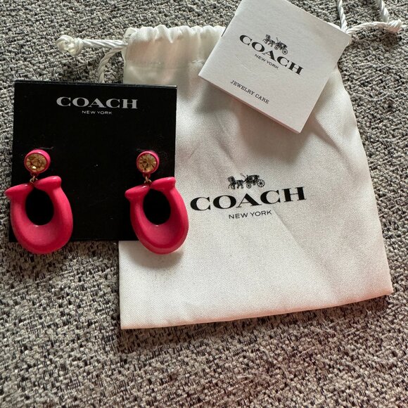 EUC Coach large signature enamel drop earrings #CB410 color pink/gold (ONH) - Picture 6 of 6